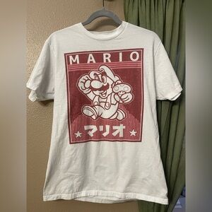 Nintendo Mario Graphic Tee - Unisex M